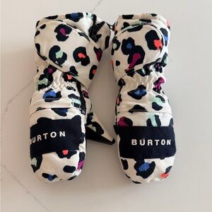 Burton Kids White Mittens with Multicolor Leopard Spots